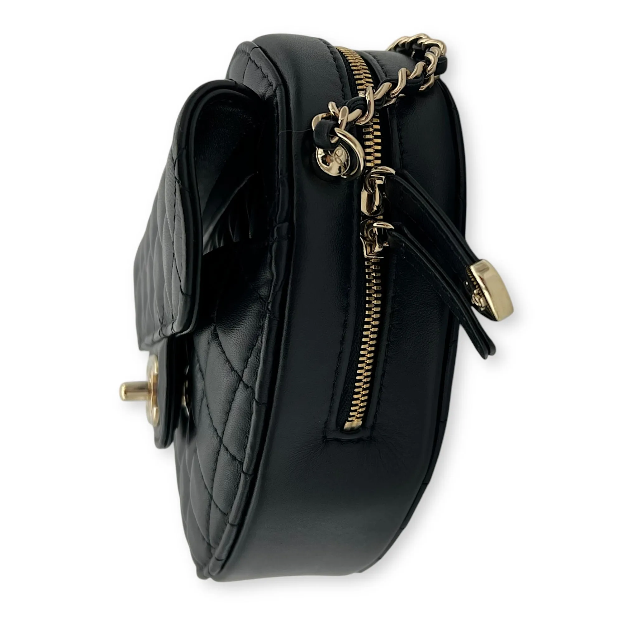 Heart Medium Black Crossbody Bag in Lambskin, Gold hardware