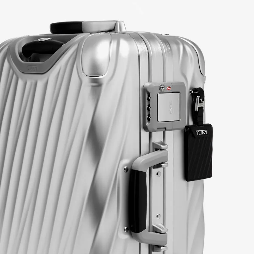 Tumi | Intl Exp Carry-On Hardside 19 Degree Alumimum Silver